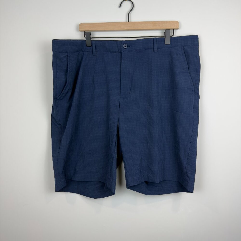 Greg Norman Men's Tech Short, Size 40